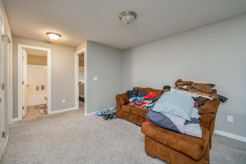 5286-5288 N Cypress Street Bel Aire KS 67226