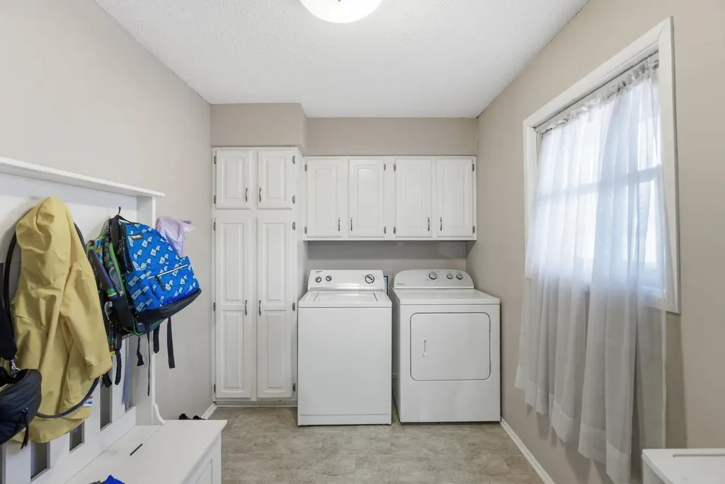 2306 N Addison Circle Wichita KS 67226