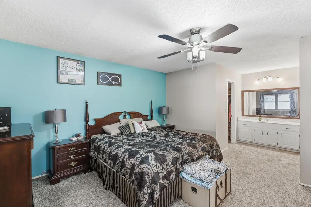 2306 N Addison Circle Wichita KS 67226