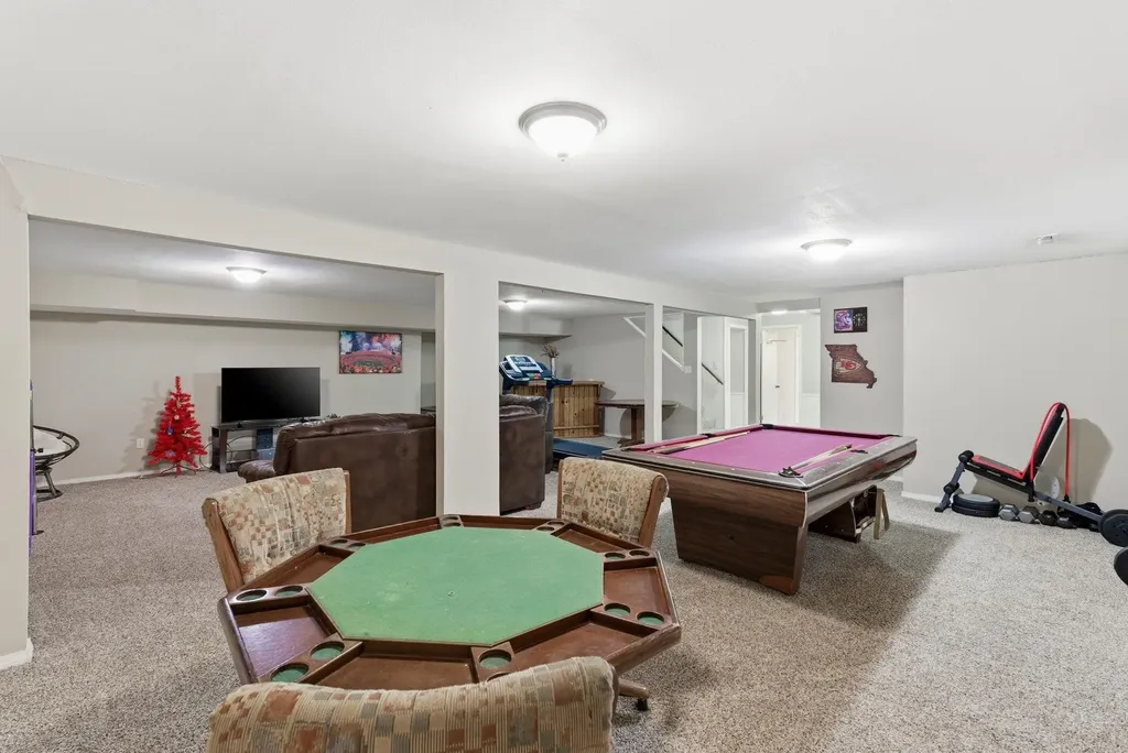 2306 N Addison Circle Wichita KS 67226