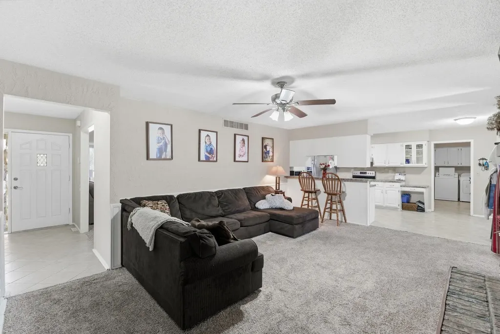 2306 N Addison Circle Wichita KS 67226