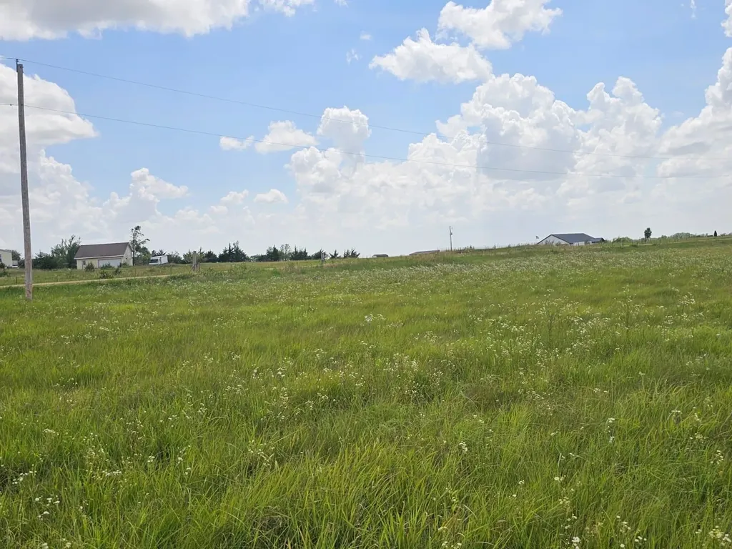 00000 Leonas Sunset Drive Mount Hope KS 67108