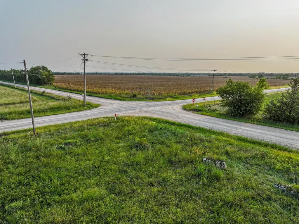 000 N 127th Wichita KS 67228