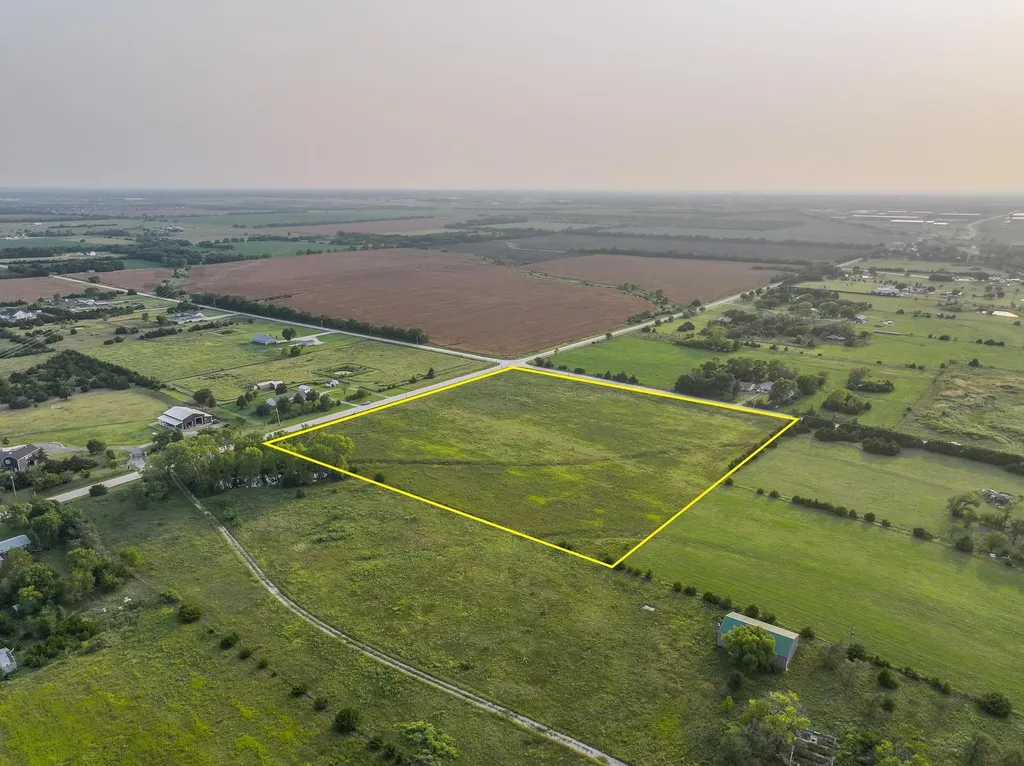 000 N 127th Wichita KS 67228