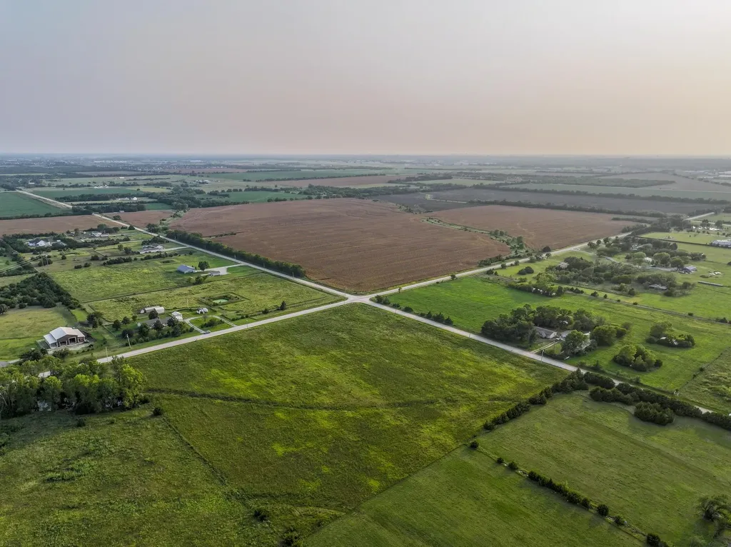 000 N 127th Wichita KS 67228