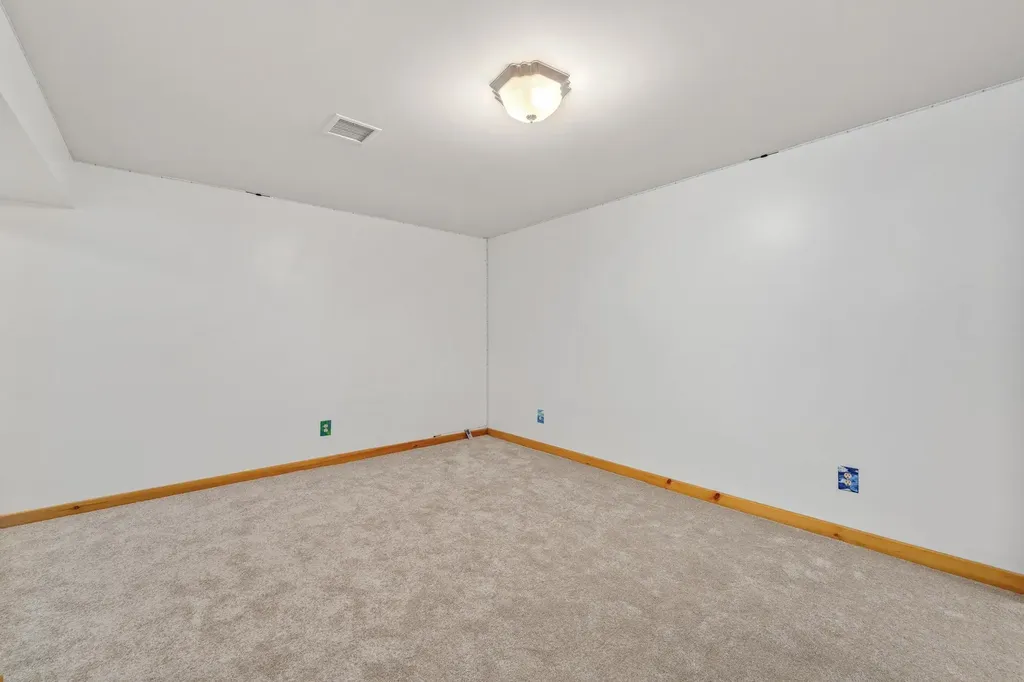 9801 S 103rd Street W Clearwater KS 67026