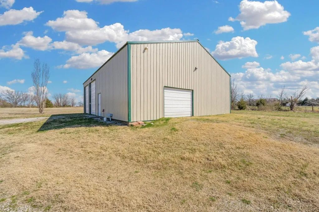 9801 S 103rd Street W Clearwater KS 67026