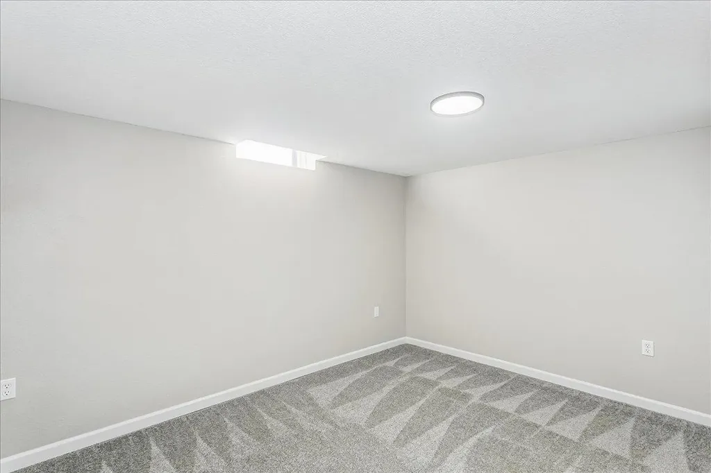 1470 S Hornecker Drive Wichita KS 67235