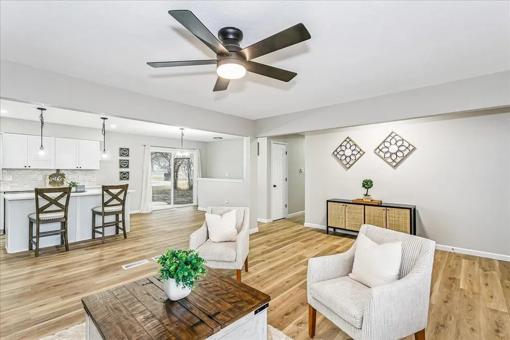 1470 S Hornecker Drive Wichita KS 67235