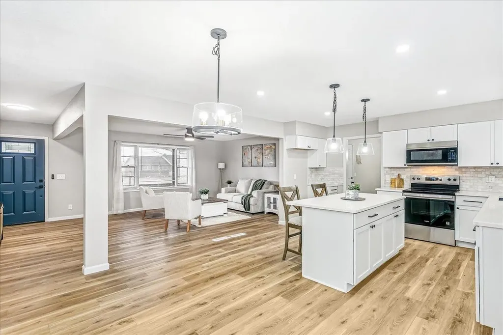 1470 S Hornecker Drive Wichita KS 67235