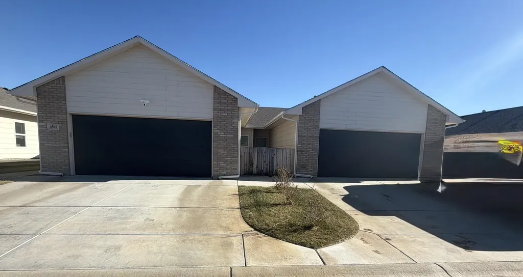 4507-4509 N Sandplum Street Wichita KS 67205