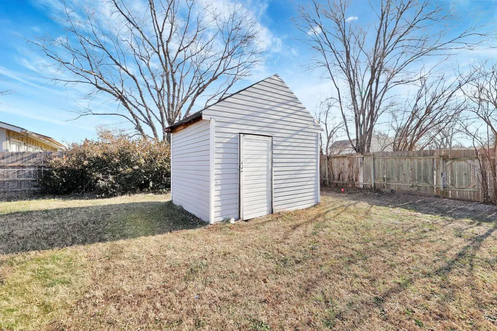 5709 Callen Street Wichita KS 67220