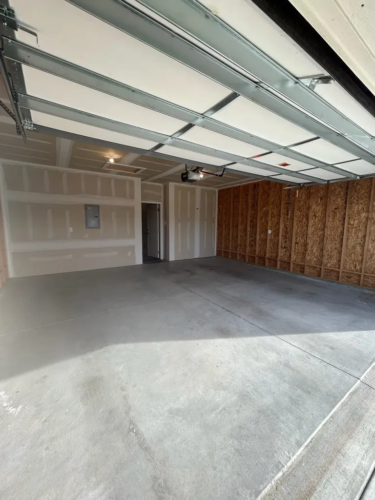 12056-12058 W 33rd Street N Wichita KS 67205