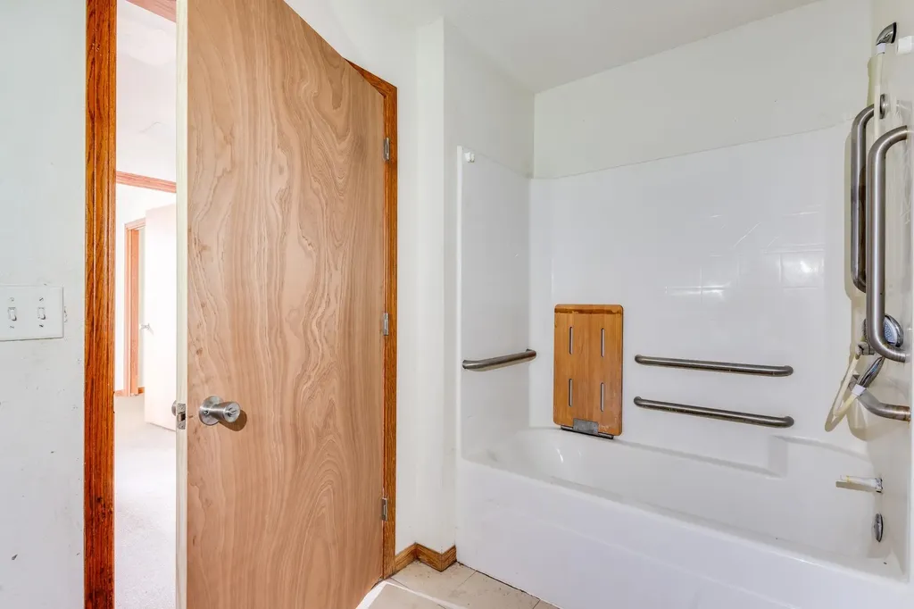 2511 N Chautauqua Avenue Wichita KS 67219