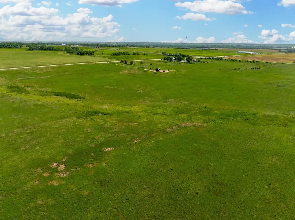 0 SW Corner Of 391st & 15th Street Cheney KS 67025