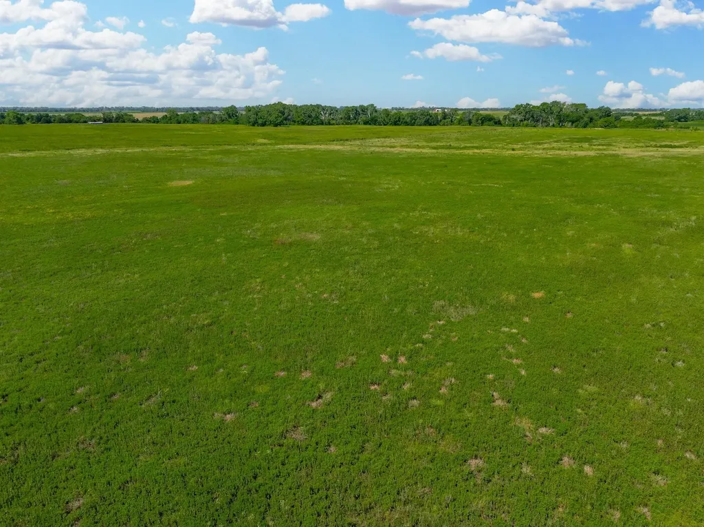 0 SW Corner Of 391st & 15th Street Cheney KS 67025