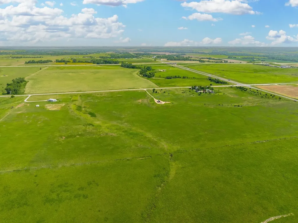 0 SW Corner Of 391st & 15th Street Cheney KS 67025
