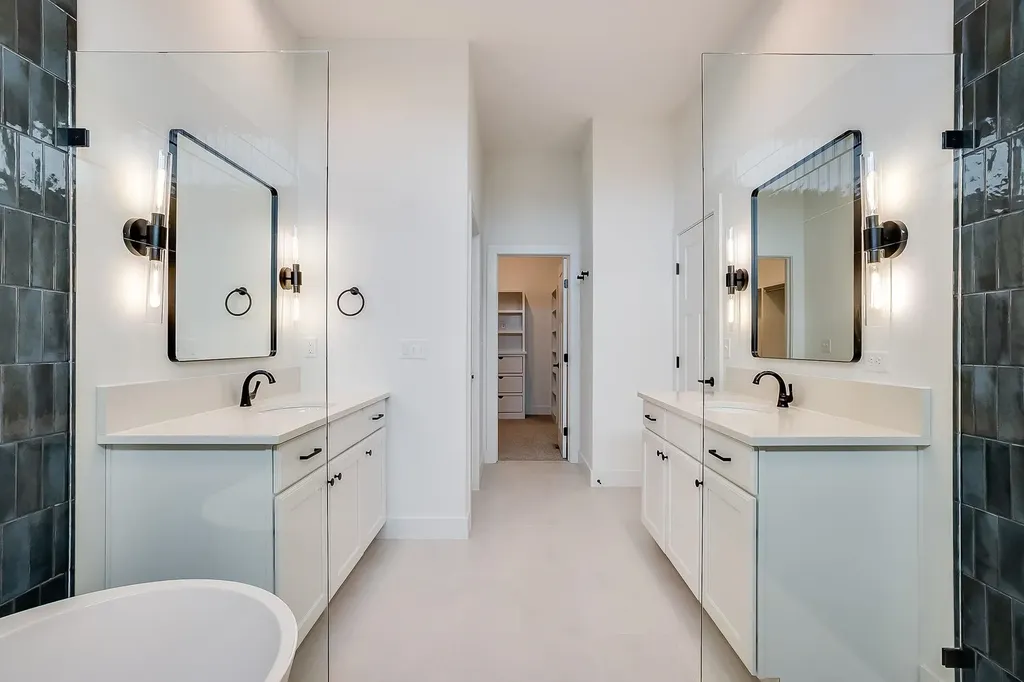 112 S Wellcrest Court Wichita KS 67052