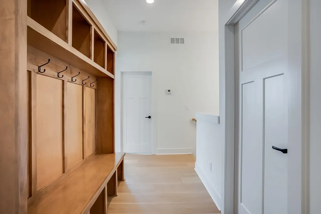 112 S Wellcrest Court Wichita KS 67052