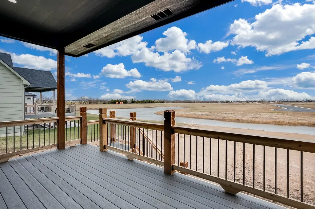 112 S Wellcrest Court Wichita KS 67052
