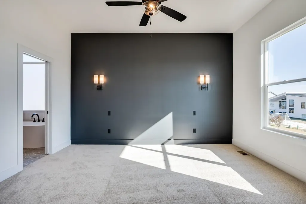 284 S Wellcrest Court Wichita KS 67052