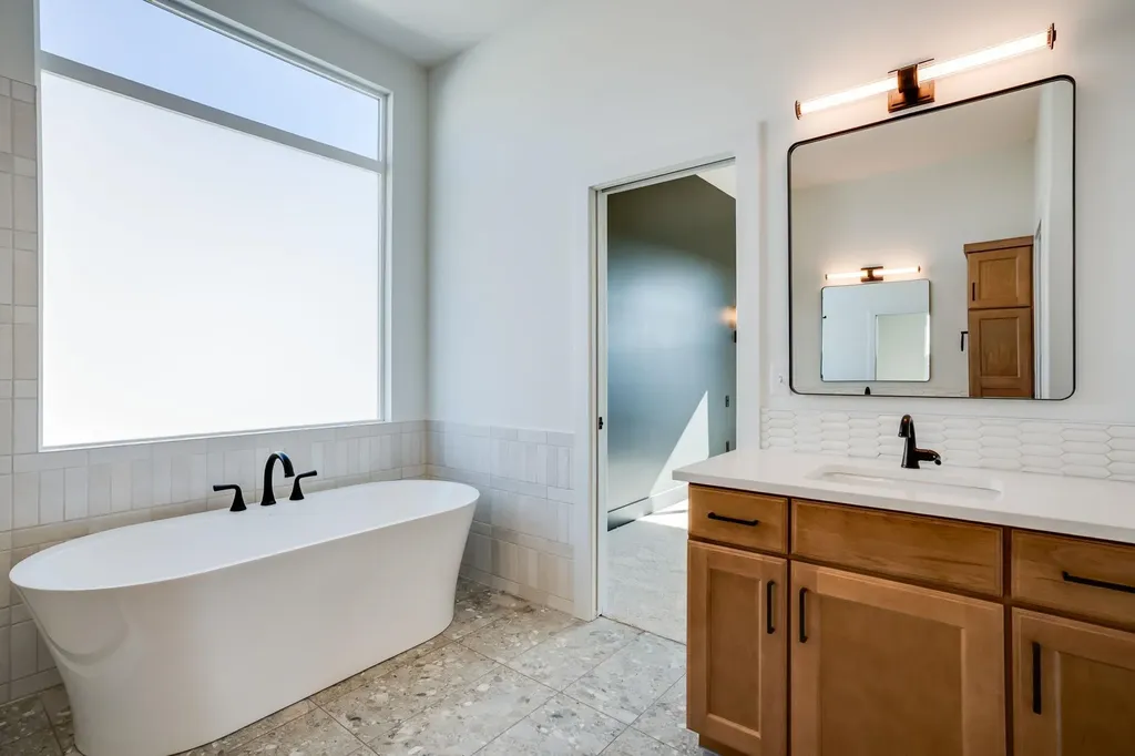 284 S Wellcrest Court Wichita KS 67052