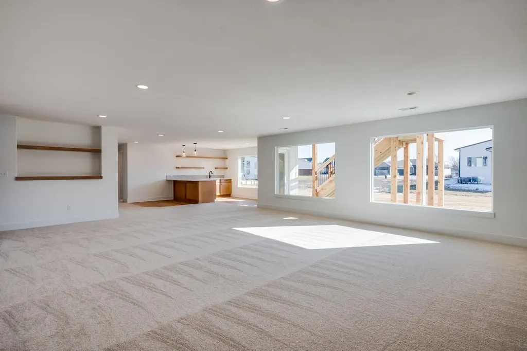 284 S Wellcrest Court Wichita KS 67052