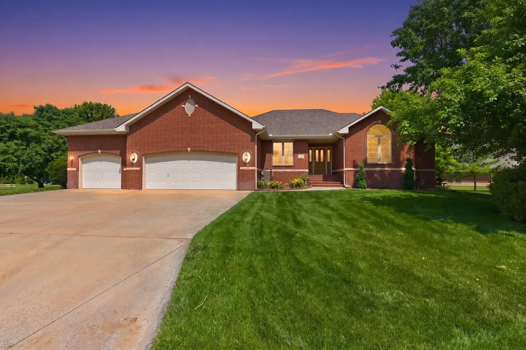 432 N Washington Street Cheney KS 67025