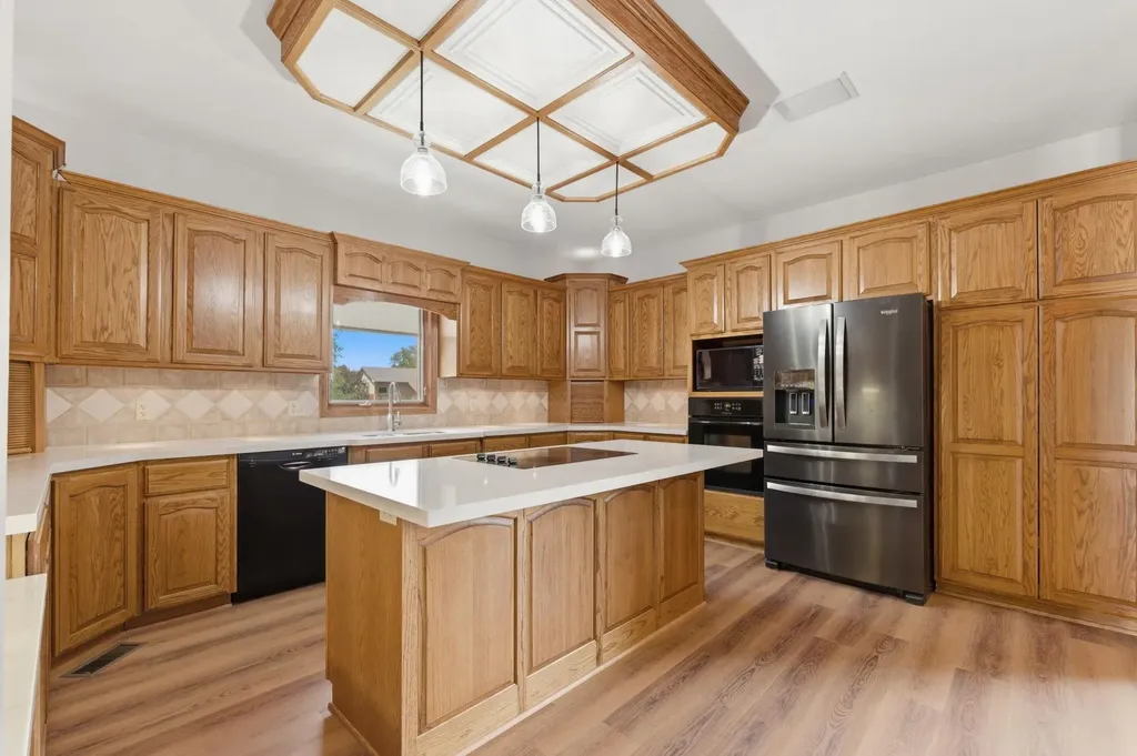 432 N Washington Street Cheney KS 67025
