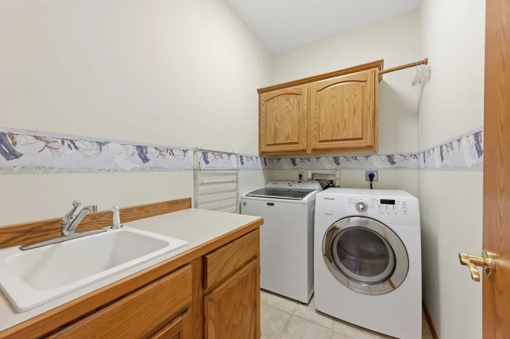 432 N Washington Street Cheney KS 67025