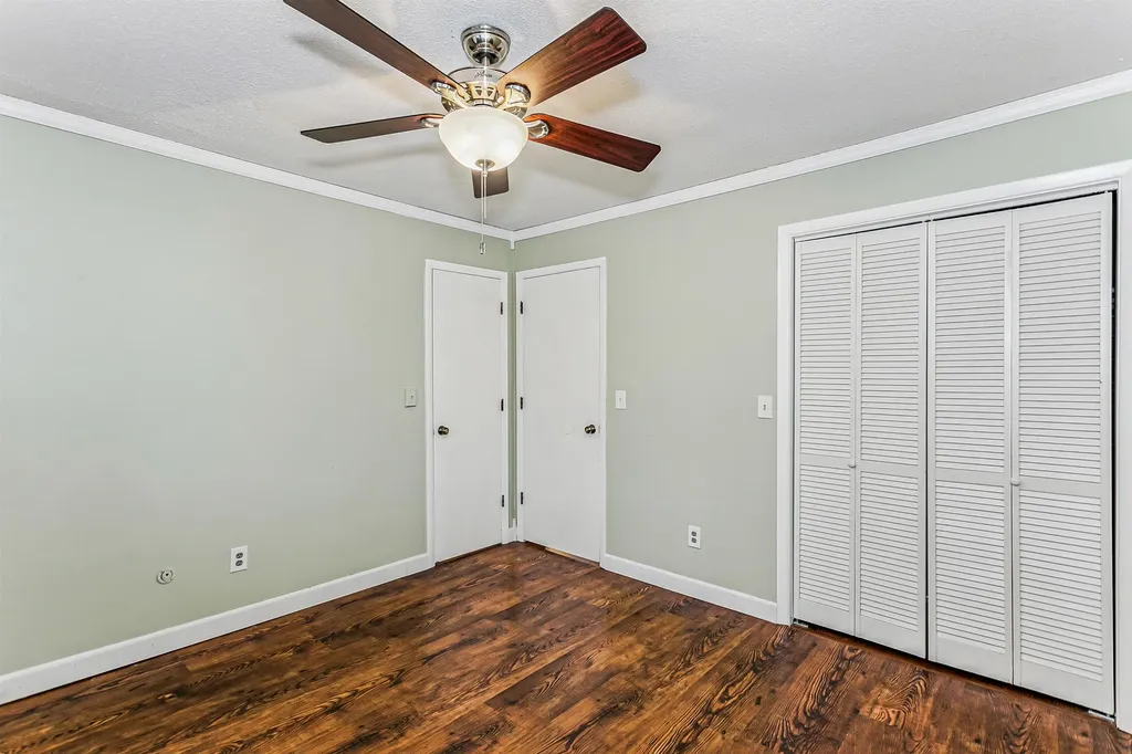 8325 E Harry Street Wichita KS 67207