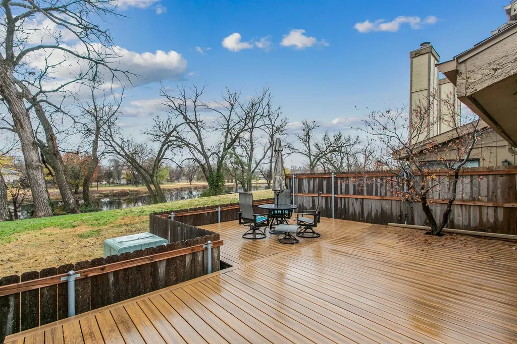 8325 E Harry Street Wichita KS 67207