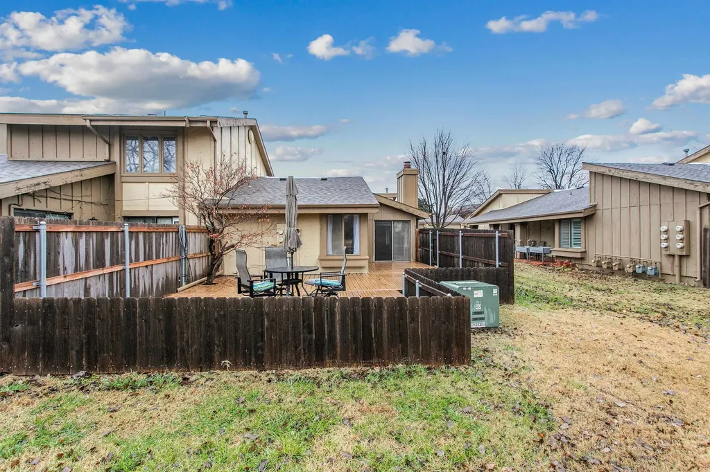 8325 E Harry Street Wichita KS 67207