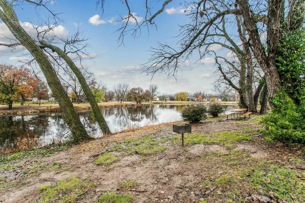 8325 E Harry Street Wichita KS 67207