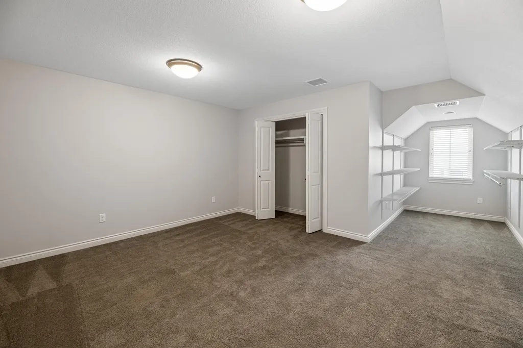 1836 N Split Rail Wichita KS 67230