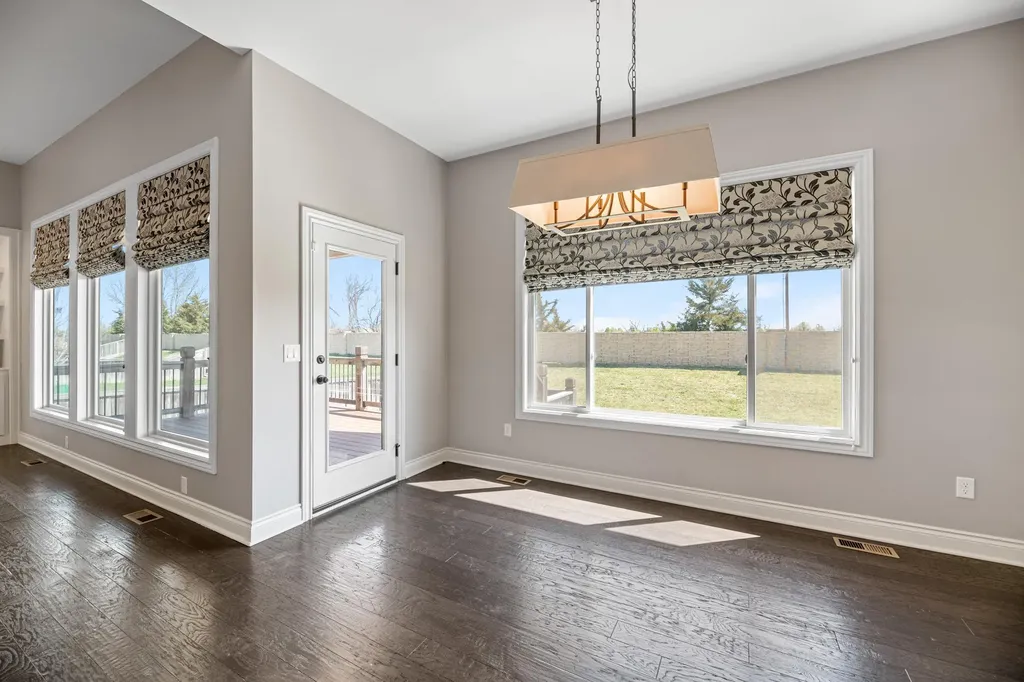 1836 N Split Rail Wichita KS 67230