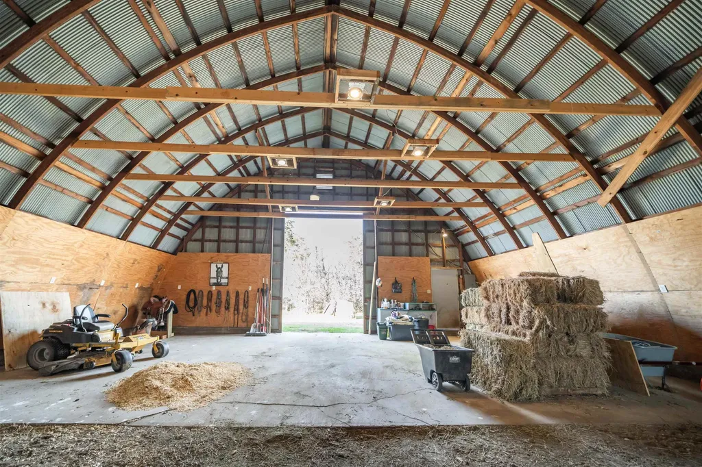 631 S Maize Road Wellington KS 67152