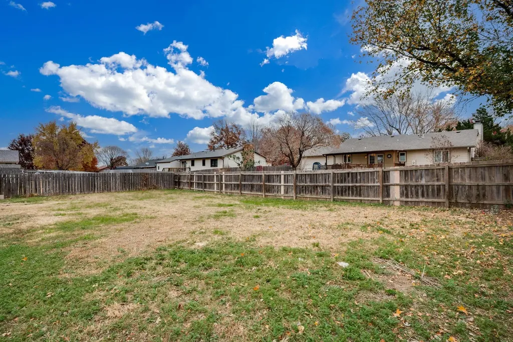 354 Apple Lane Haysville KS 67060