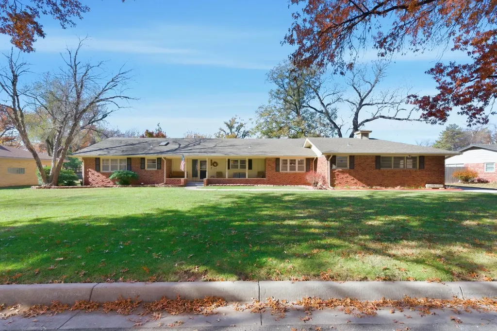547 N Mission Road Wichita KS 67206