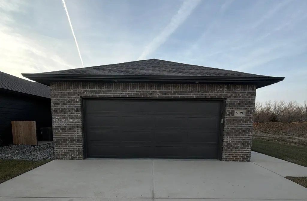 5029 N Fairmount Avenue Wichita KS 67220