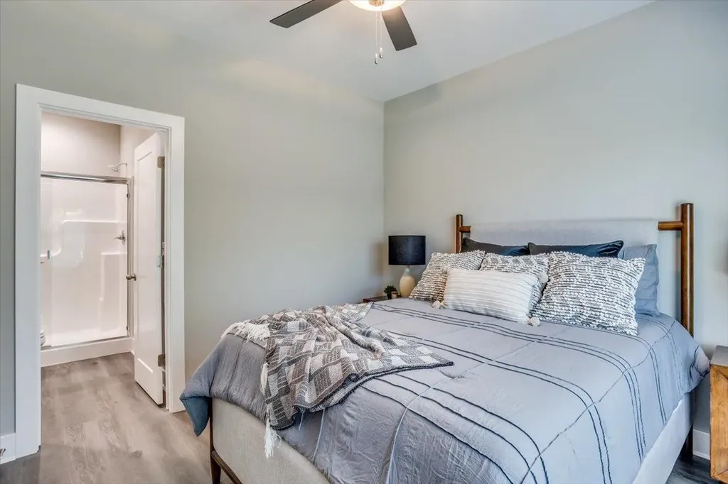 5029 N Fairmount Avenue Wichita KS 67220