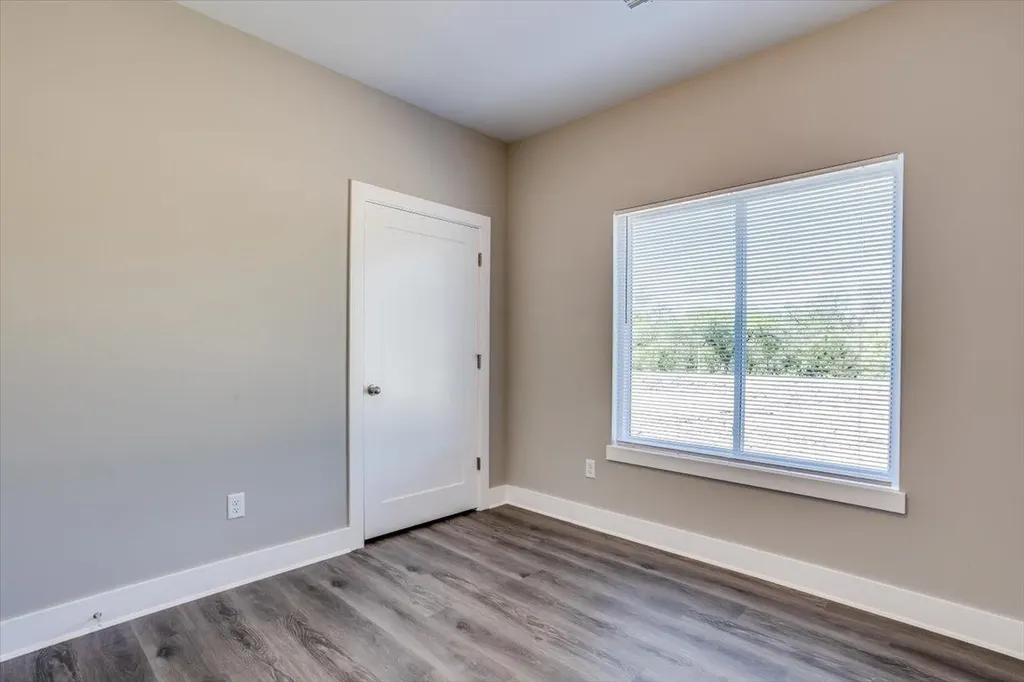 5029 N Fairmount Avenue Wichita KS 67220