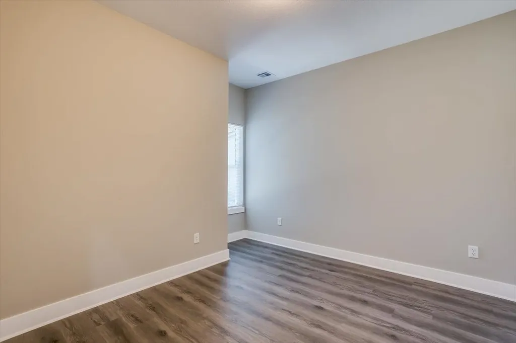 5029 N Fairmount Avenue Wichita KS 67220
