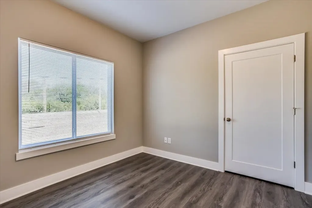 5029 N Fairmount Avenue Wichita KS 67220