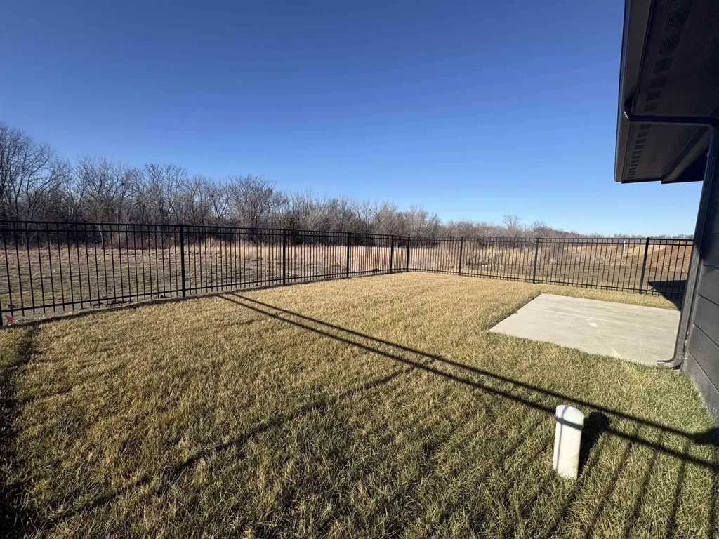 5029 N Fairmount Avenue Wichita KS 67220