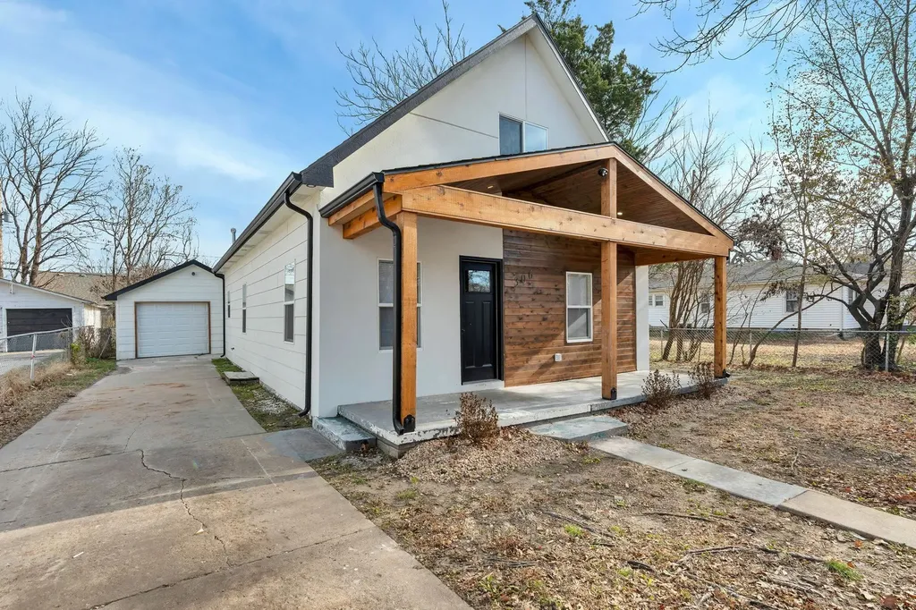 306 N Edwards Wichita KS 67203