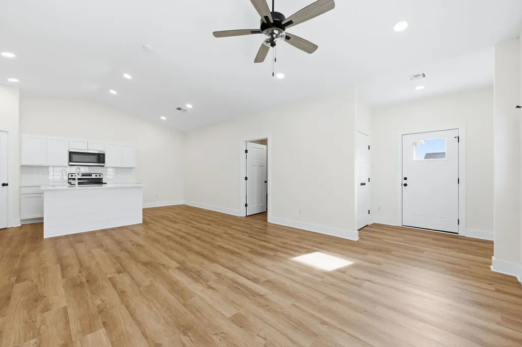 17002 W Kashmir Street Goddard KS 67052-0149