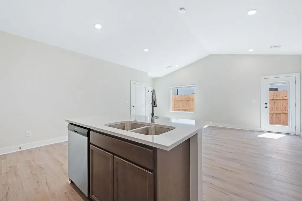 820 S Jay Street Valley Center KS 67147-8948
