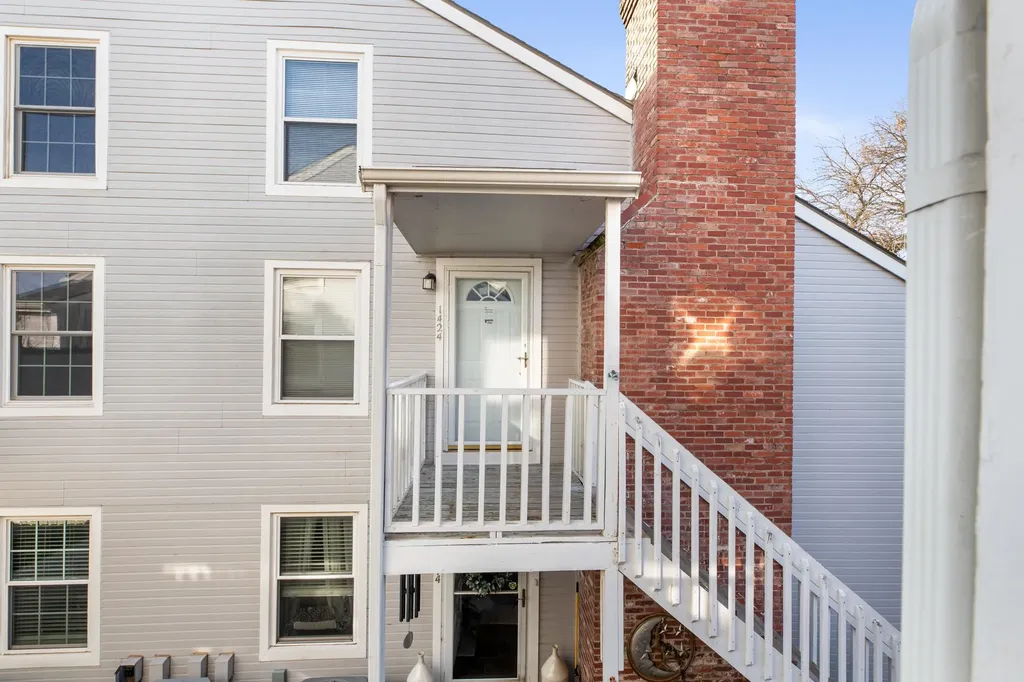 1717 S Cypress Street Wichita KS 67207