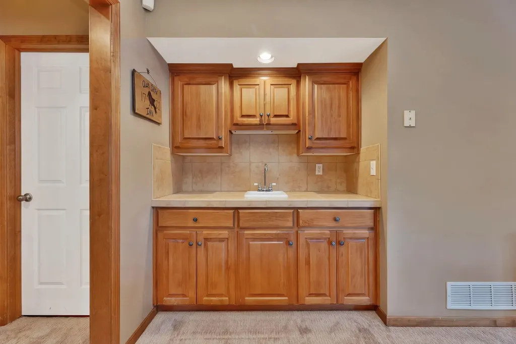 12610 E Bradford Circle Wichita KS 67206
